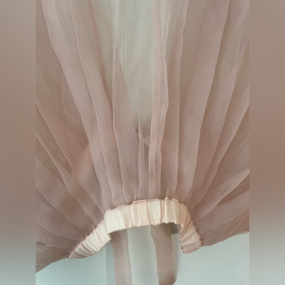 Anthropologie pale pink shrug. One size - Picture 7 of 8